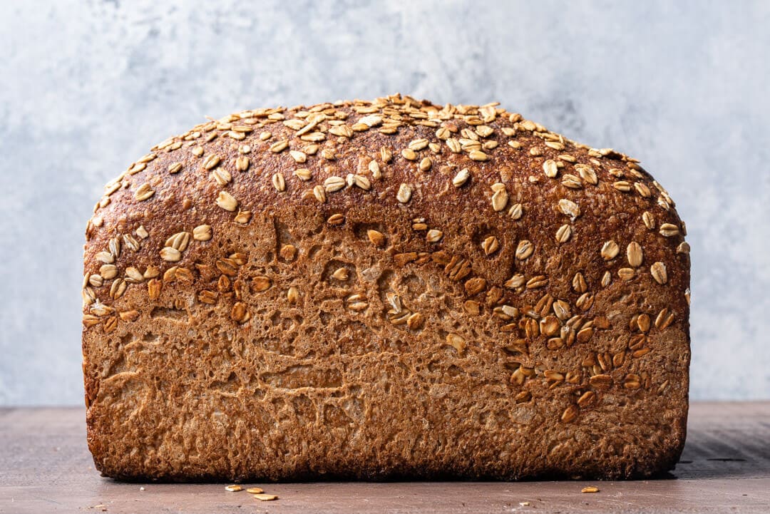 https://www.theperfectloaf.com/wp-content/uploads/2018/04/theperfectloaf-whole-grain-wheat-spelt-pan-bread-12.jpg