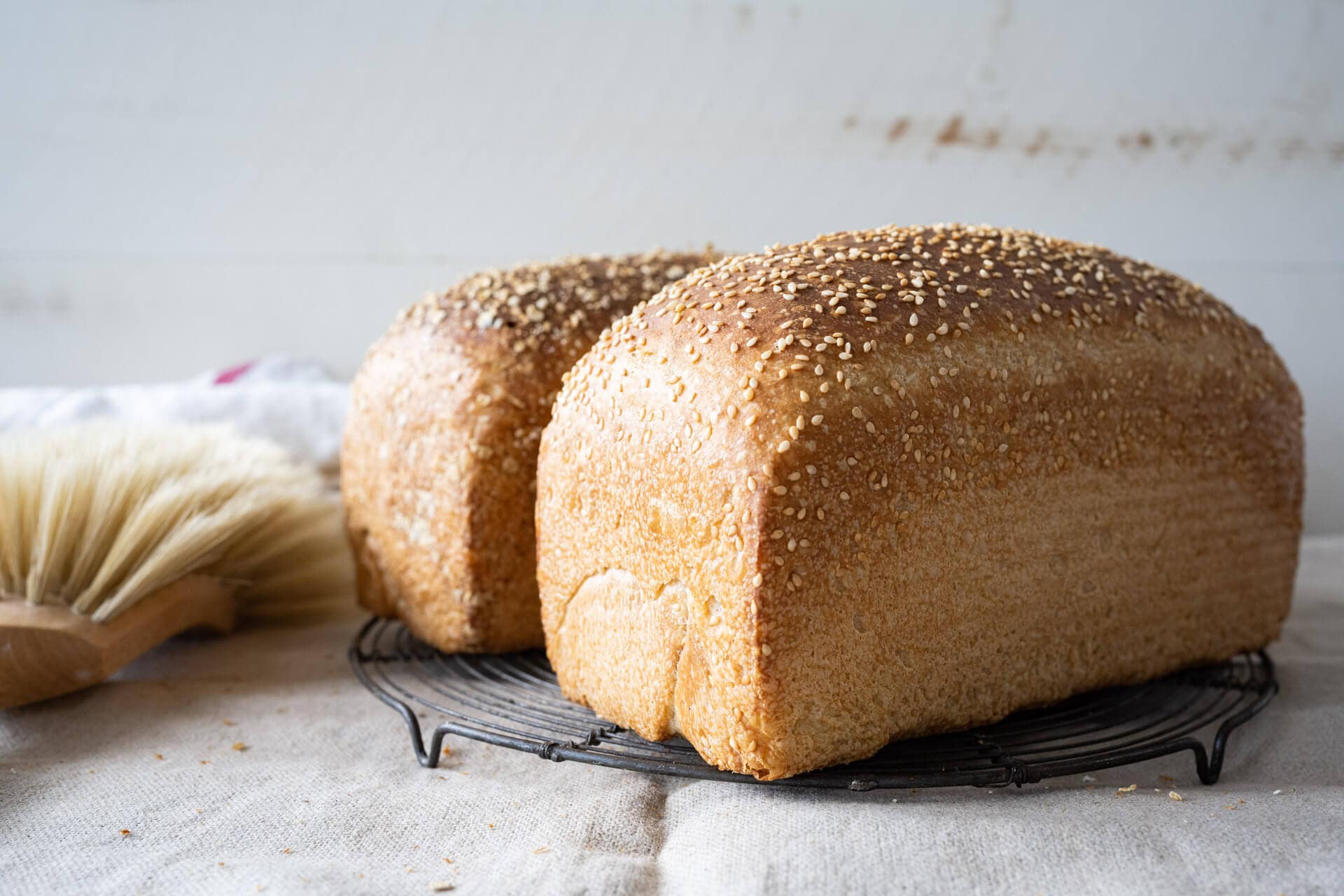 Easy Homemade Sandwich Bread, Recipe and Tutorial
