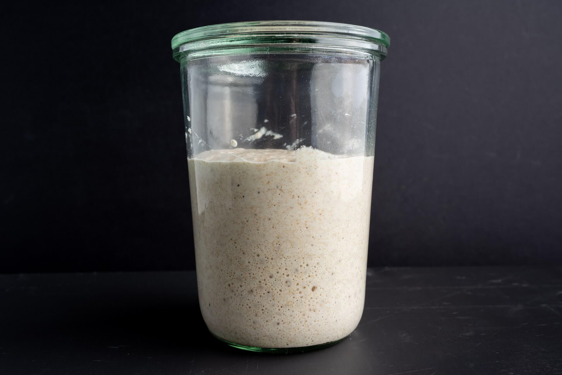 How to make sourdough starter with just 2 ingredients! %%page%%