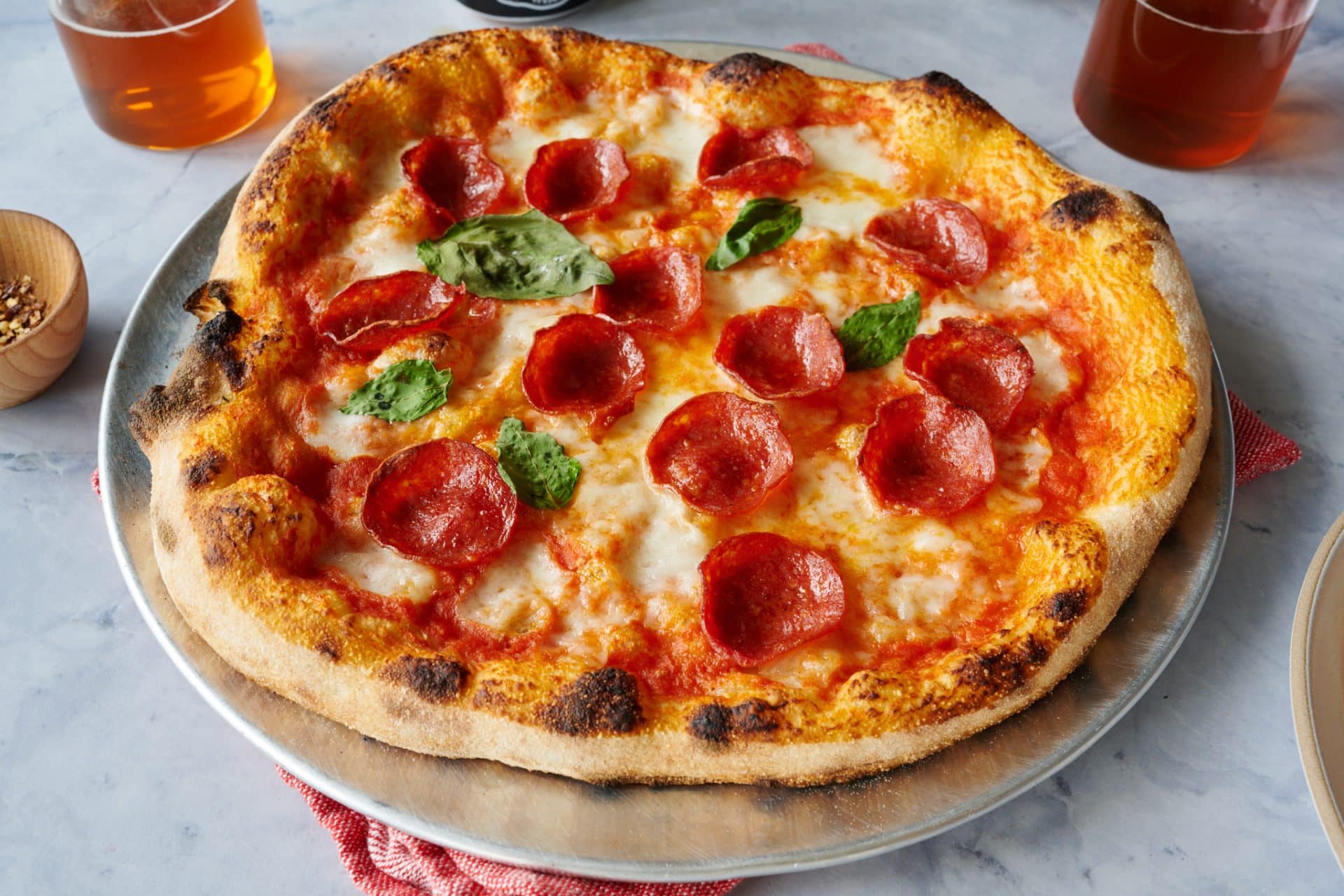 20hr sourdough pizza in the Breville Pizzaiolo : r/neapolitanpizza